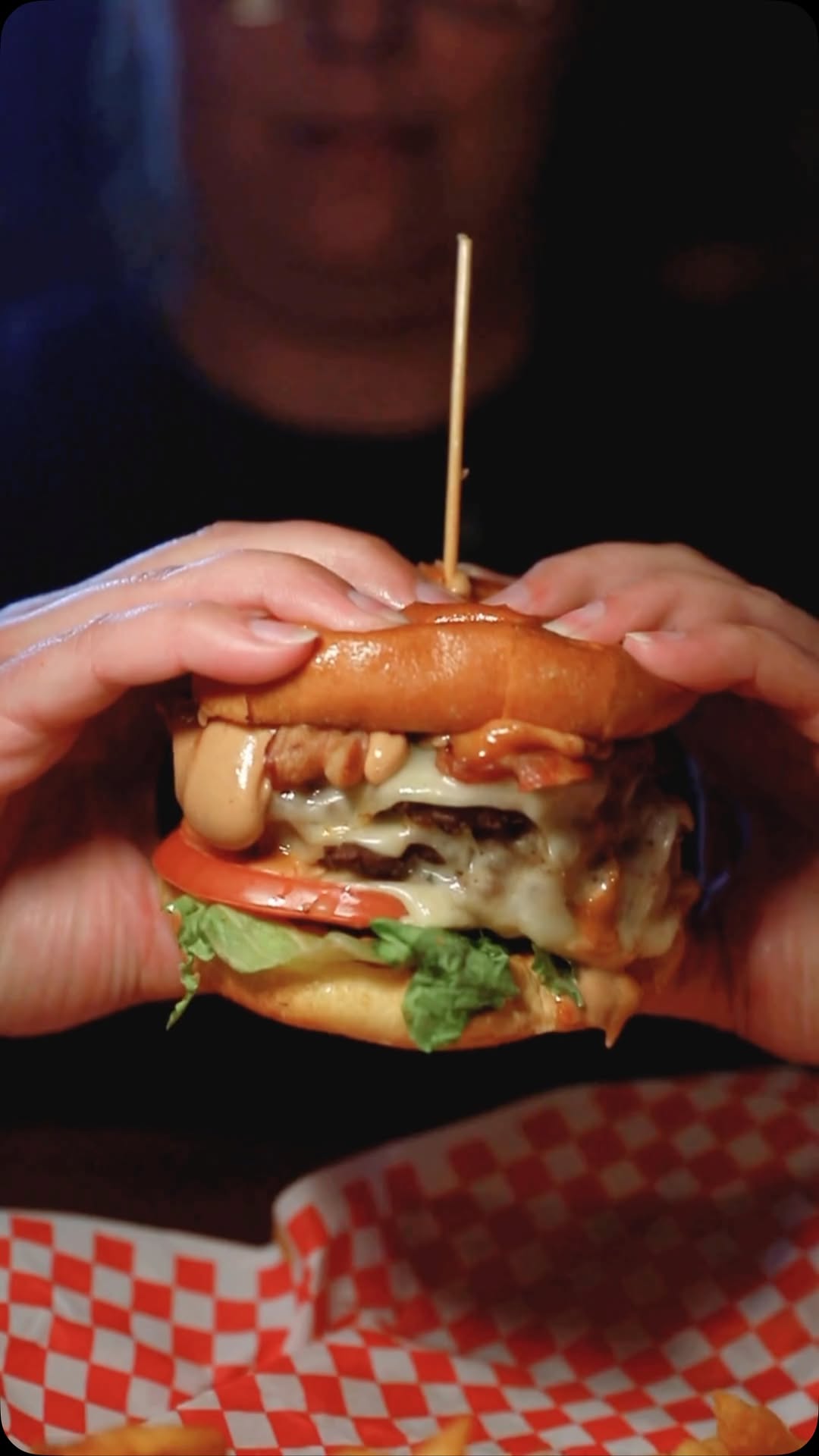 Monday Night Happy Hour – $4 Beers & $8 Burgers