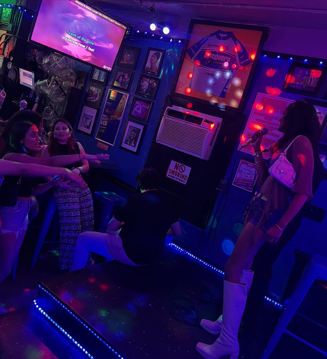 Karaoke Night & Texas Hold'em at Pros and Cons Bar