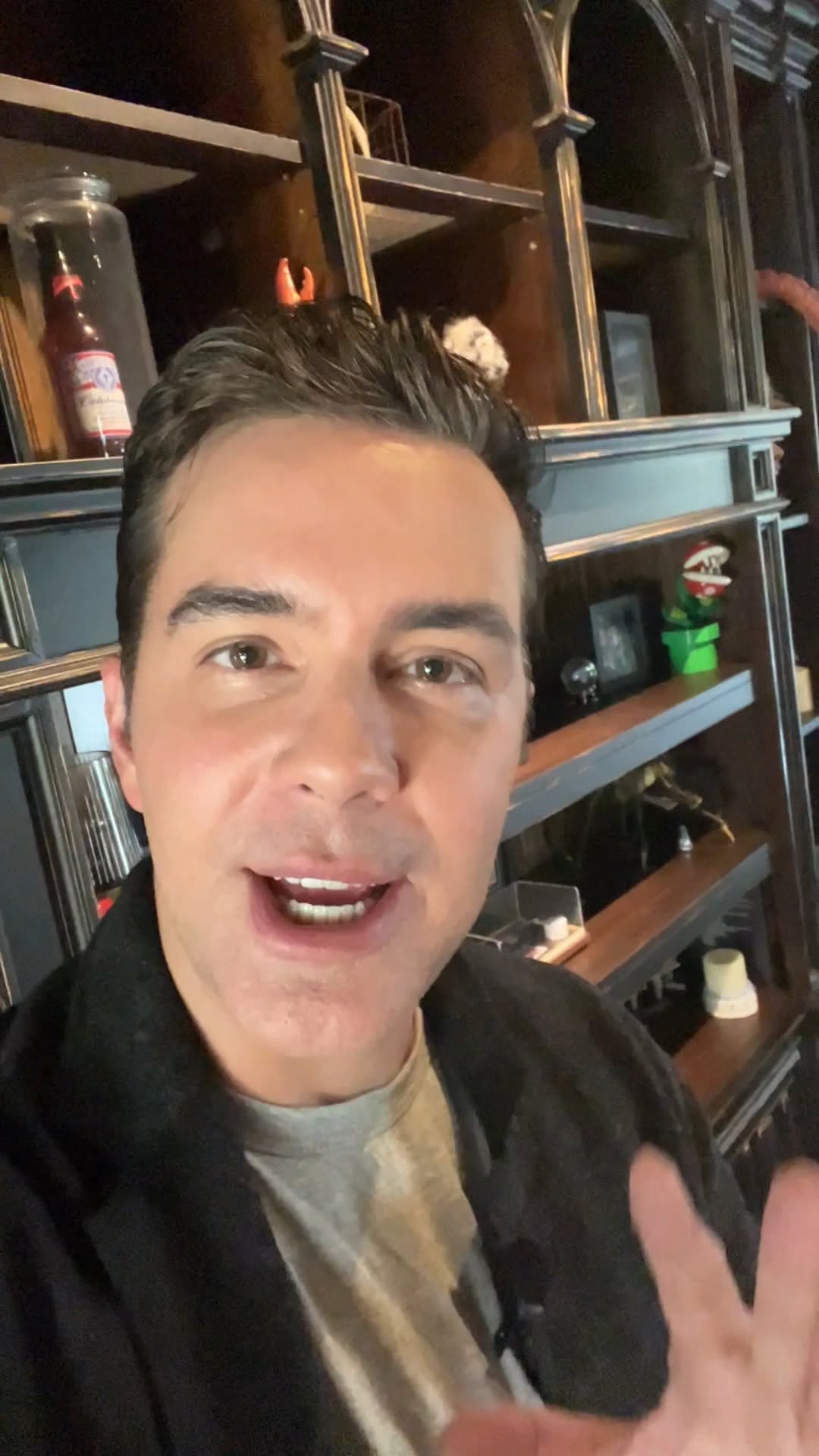 Michael Carbonaro Live